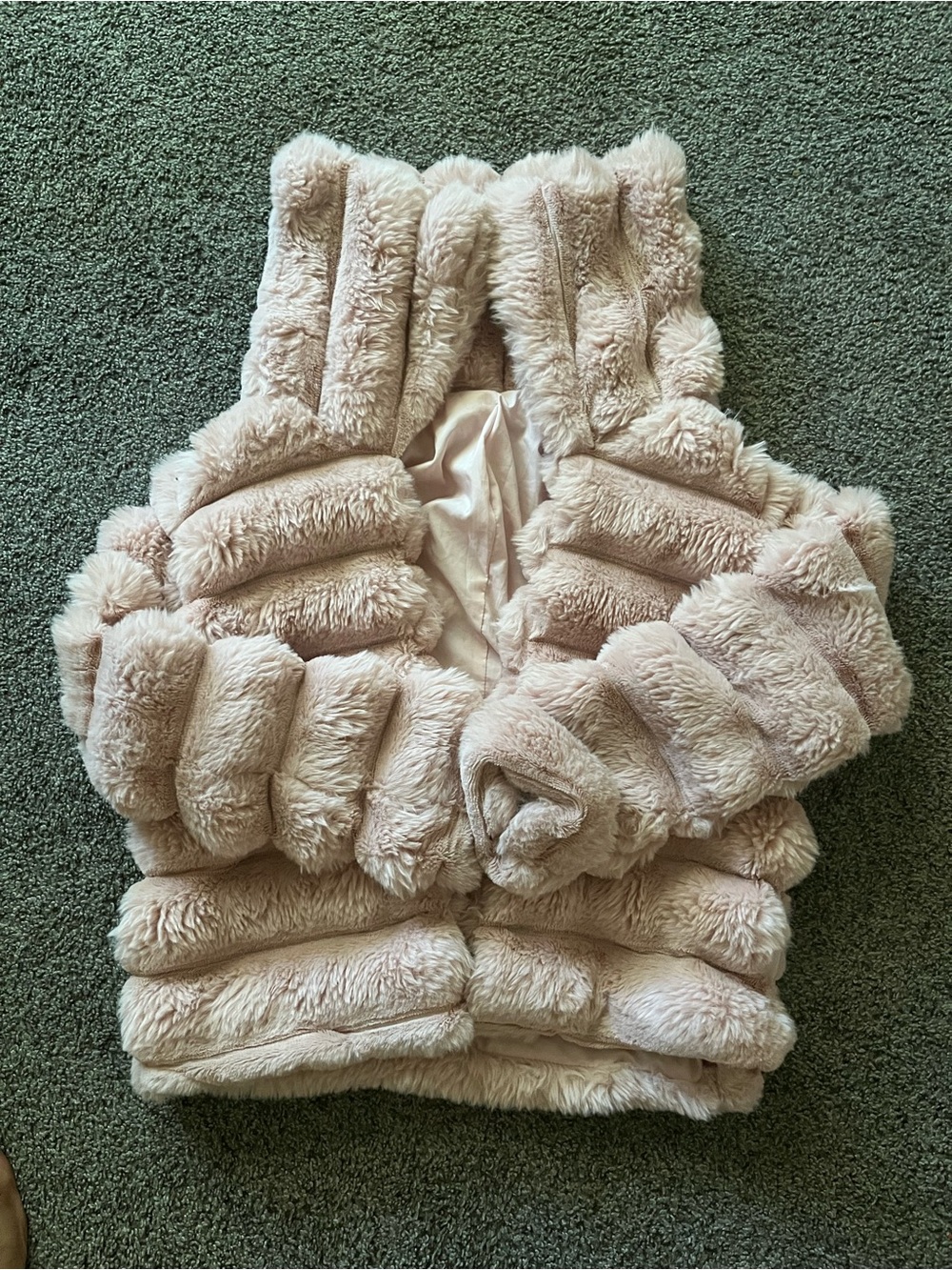 SHEIN Plush Quilted Faux Fur Vest - Blush